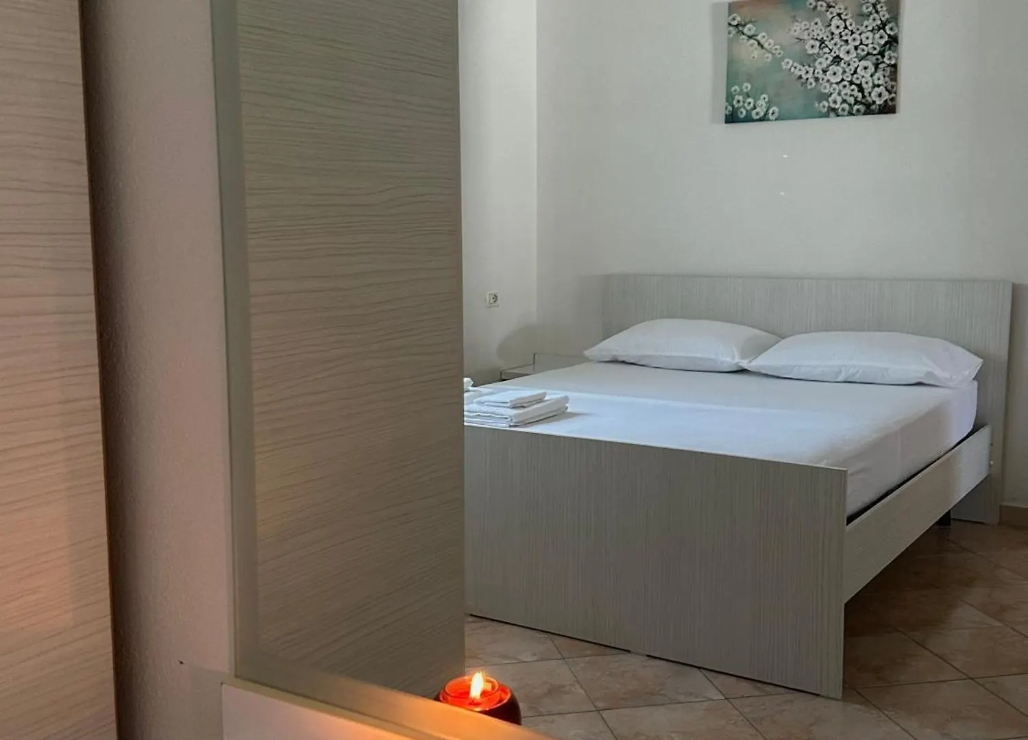 アパート Gazi Villa Vlorë