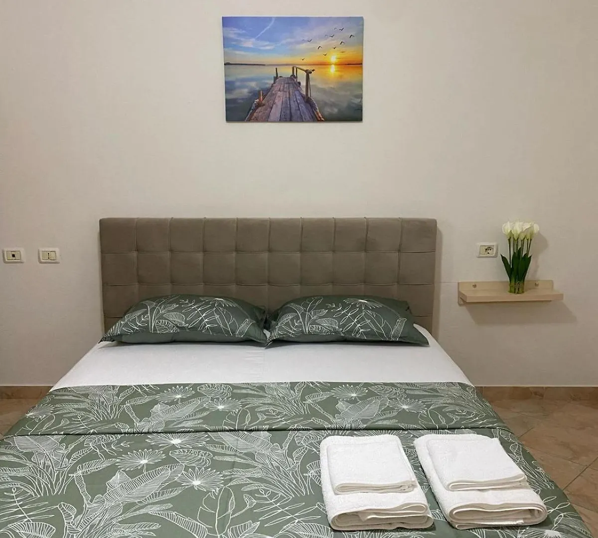 Gazi Villa Vlorë 0*,
